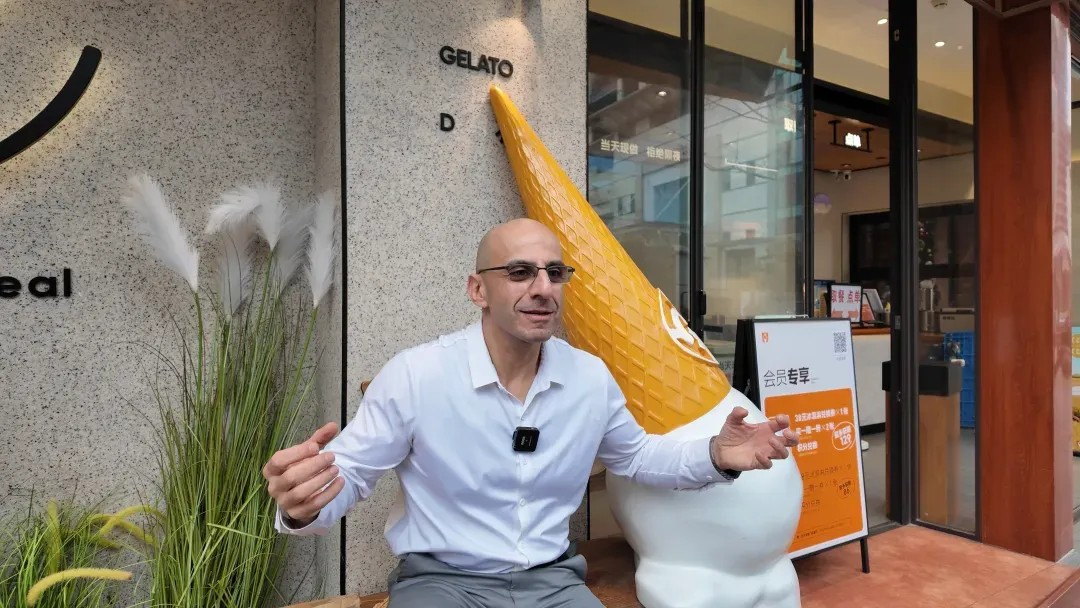 حين يلتقي الشرق بالشرق: سوري في شانغهاي وقصة لم تكن صدفة