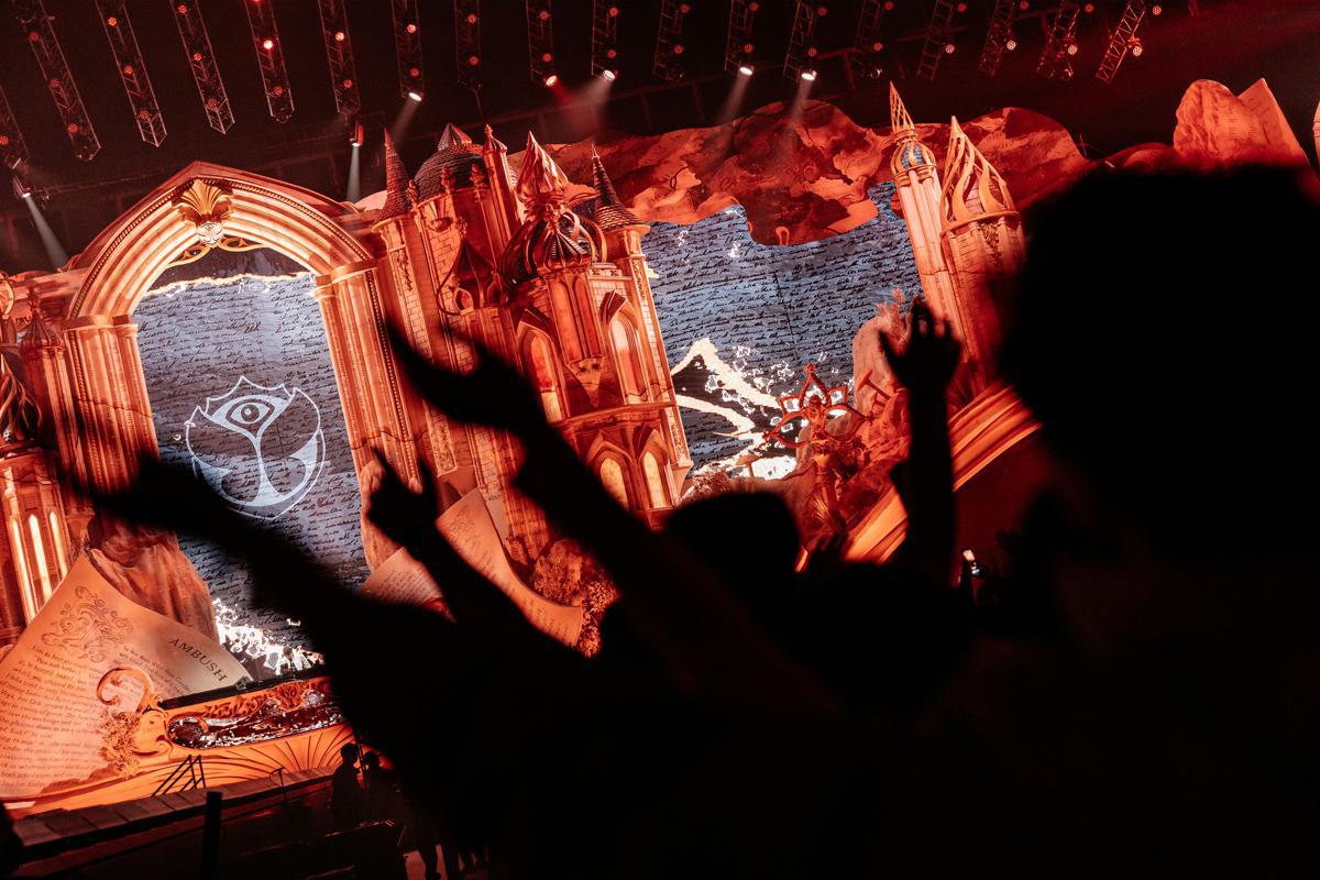 تقفز شانغهاي على إيقاع مهرجان الموسيقى الإلكترونية