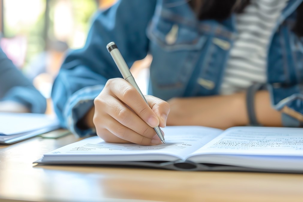 دليل تسجيل أبنائكم في المرحلة الثانوية