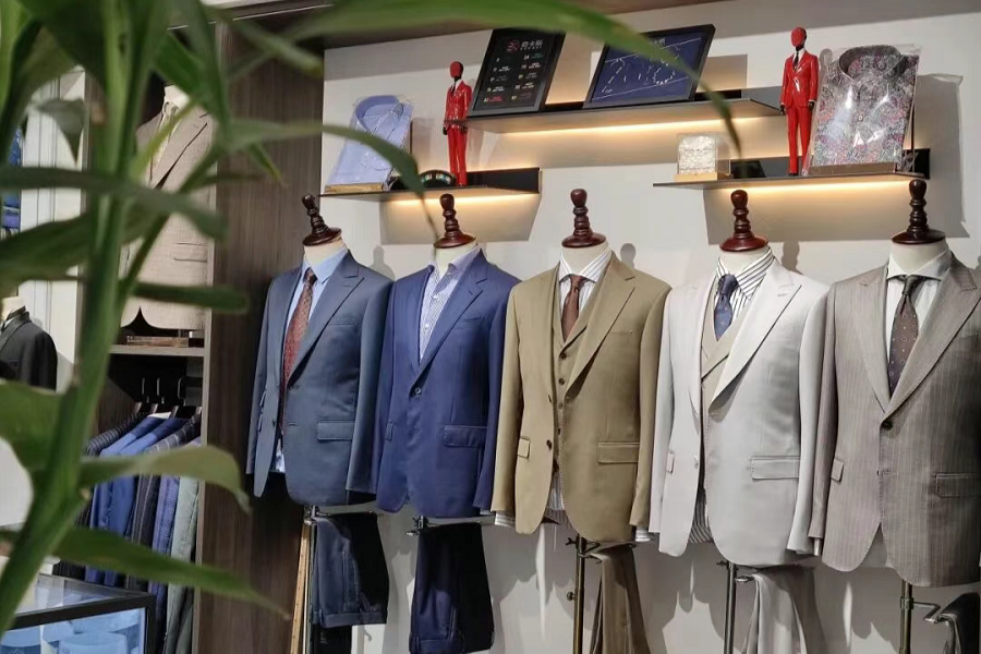 حيث يُفصِّل الزوّار ملابسهم: داخل سوق جنوب بوند في شانغهاي