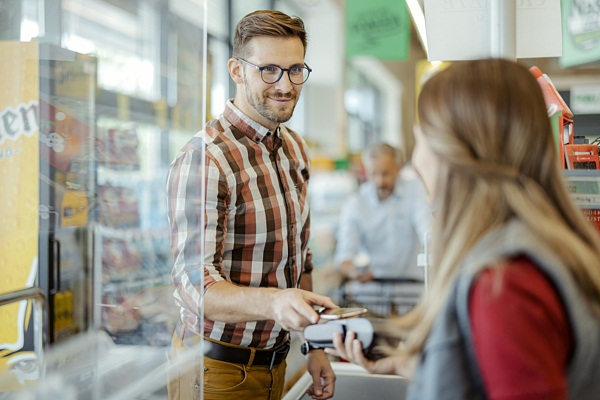 المراكز التجارية المخصصة لخدمة 