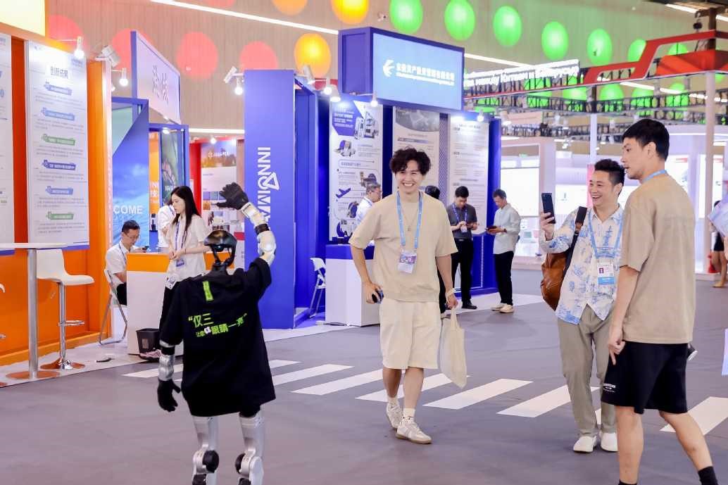 تجمع العلماء العالميين في منتدى بوجيانغ للابتكار 2025 في شانغهاي