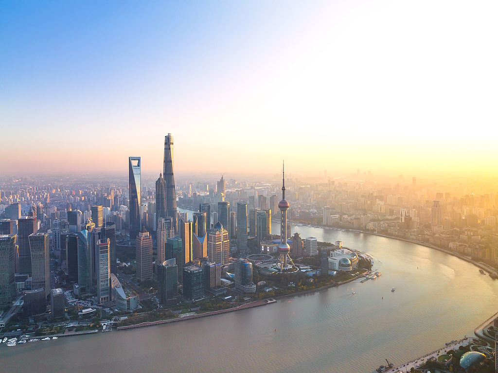 شانغهاي تحتضن المركز الوطني الإماراتي في خطوة لتعزيز التجارة الإلكترونية العابرة للحدود